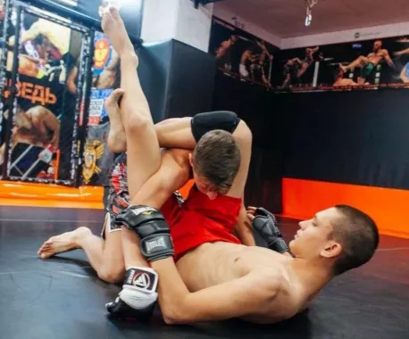 Спортивный клуб "Медведь"