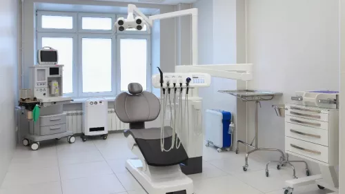 Стоматологическая клиника Эстевита Дент  в  Екатеринбурге