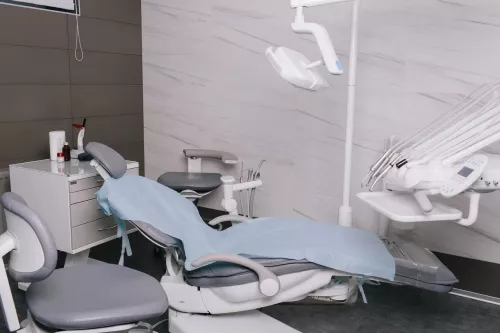 Стоматологическая клиника Al Dente  в  Екатеринбурге