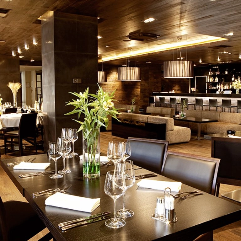 Ресторан Tèkor Bali Restaurant в Бали: Ресторан, Бизнес-лач, Банкетный зал, Dinner, Restaurant, Food,