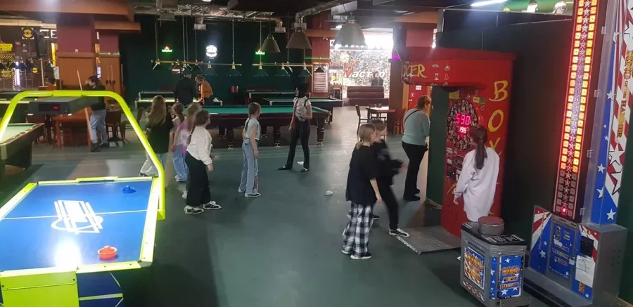 Боулинг-клуб BowlingShow в Санкт-Петербурге: Боулинг, Игра, Развлечение, Досуг, Друзья, Праздник, Бильярд,