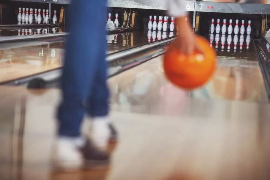 Боулинг-клуб BowlingShow в Санкт-Петербурге: Боулинг, Игра, Развлечение, Досуг, Друзья, Праздник, Бильярд,