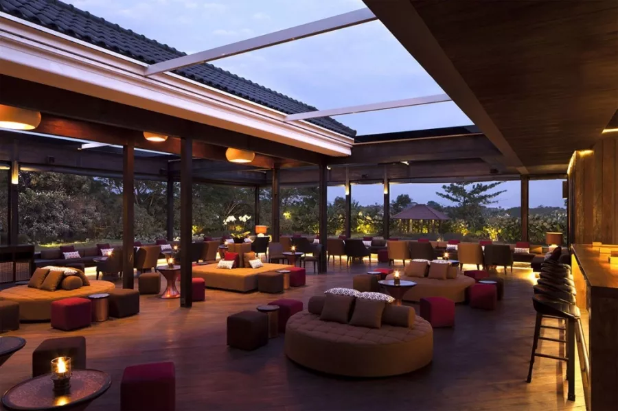 Ресторан PinisiHouse Bali в Бали: Ресторан, Бизнес-лач, Банкетный зал, Dinner, Restaurant, Food,