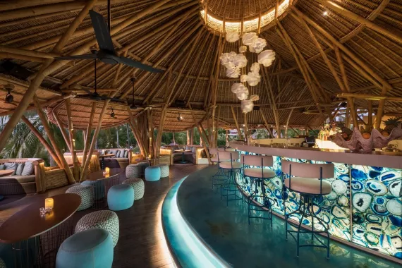 Ресторан "Delicioso Bistro & Restaurant"