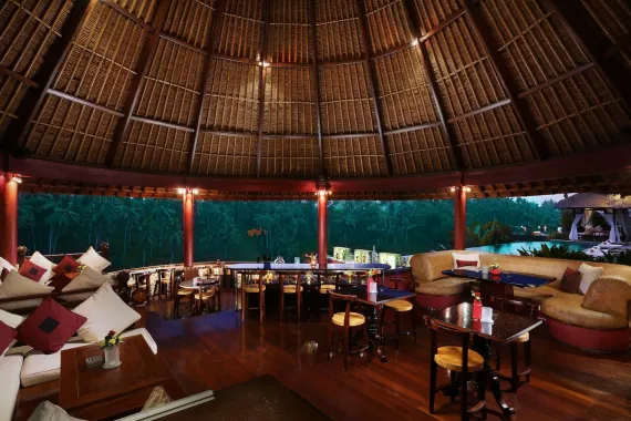 Ресторан "Nasi Bali Restaurant & Bar Legian"