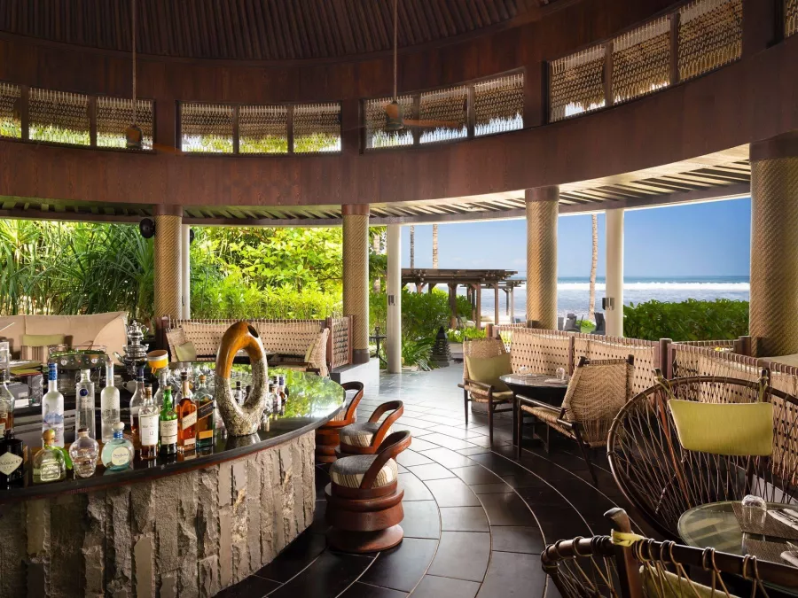 Ресторан Parklife Bali в Бали: Ресторан, Бизнес-лач, Банкетный зал, Dinner, Restaurant, Food,