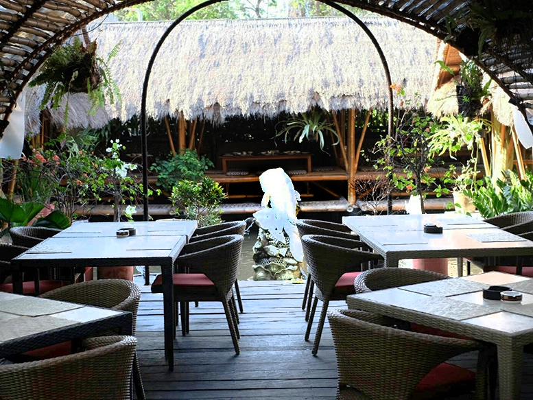 Ресторан Parklife Bali в Бали: Ресторан, Бизнес-лач, Банкетный зал, Dinner, Restaurant, Food,