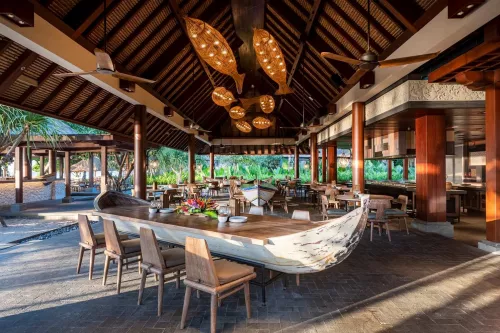 Ресторан BaLi Strarling Restaurant @Bali Bird Park  на  Бали
