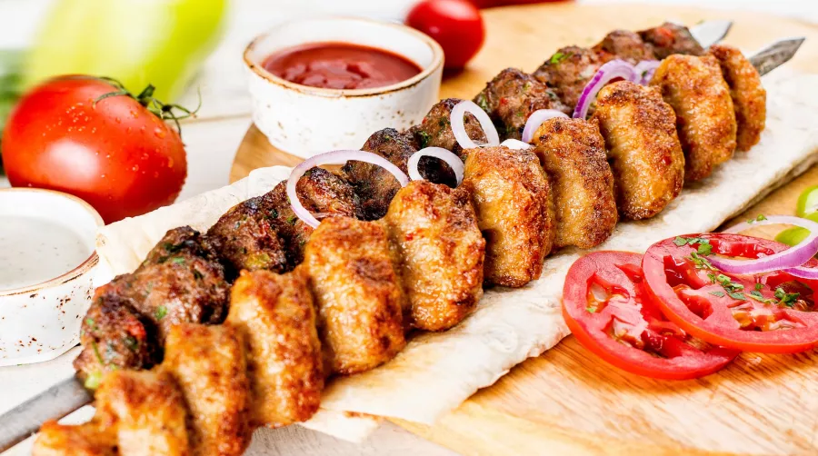Кафе Еревани Шаурма в Ереване: Стритуфуд, Мясо, Шашлык, Шаурма, Фастфуд, Быстро перекусить, Пирожки, Доставка,