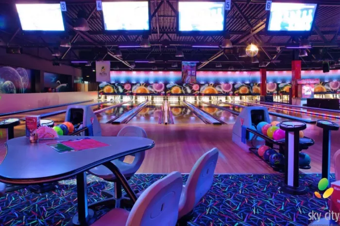 Боулинг-клуб Sky City  в  Новосибирске