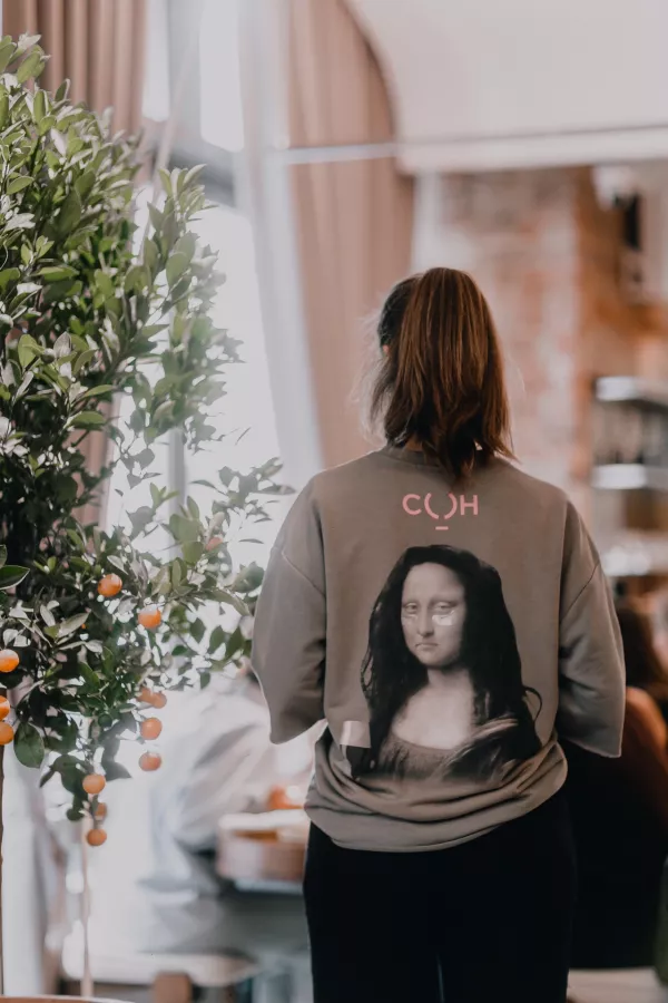 Швейный цех Molnia studio в Санкт-Петербурге: Производство, Одежда , Танцы, Бизнес,