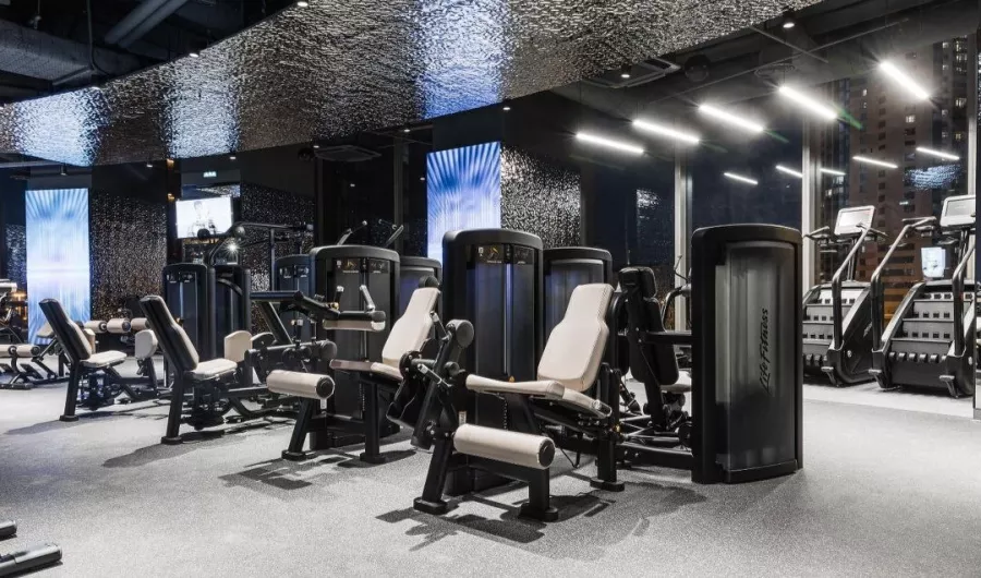 Фитнес клуб Encore Fitness в Екатеринбурге: Фитнес , Растяжка , Силовые тренировки , Бассейн , Спортивный комплекс , Фитнес-клуб, Развиваться,