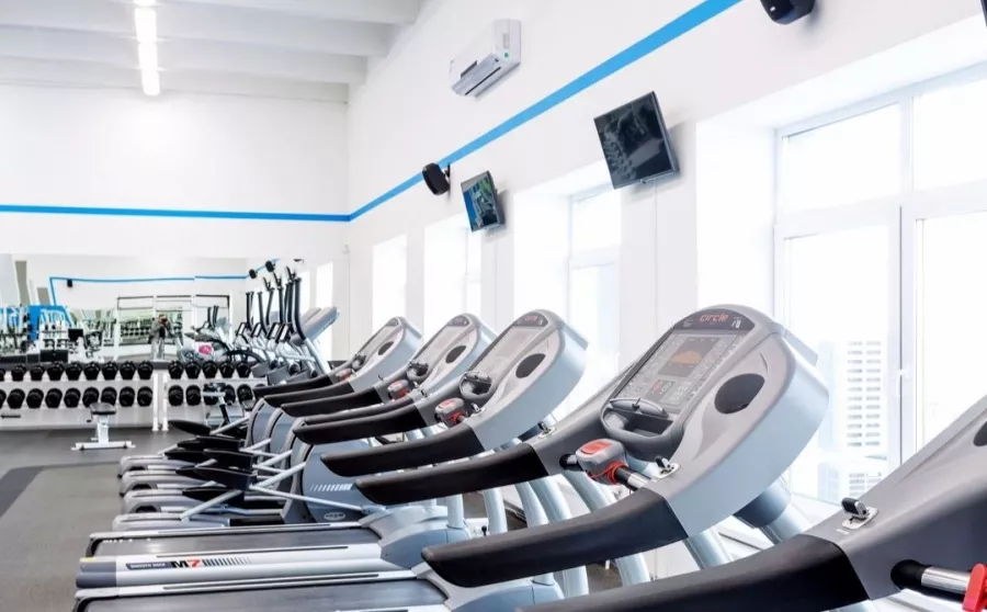 Фитнес клуб Life Fit в Екатеринбурге: Фитнес, Развиваться, Тренер, Тренажёры , Гибкость , Следить за здоровьем,