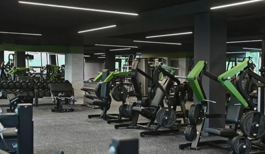Фитнес-клуб Gymhall в Екатеринбурге: Фитнес , Гибкость , Тренер , Тренажёры , Следить за здоровьем, Развиваться,