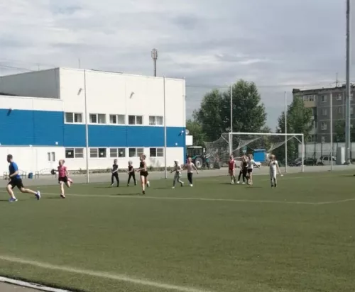 Физкультурно-оздоровительный комплекс Факел в Екатеринбурге