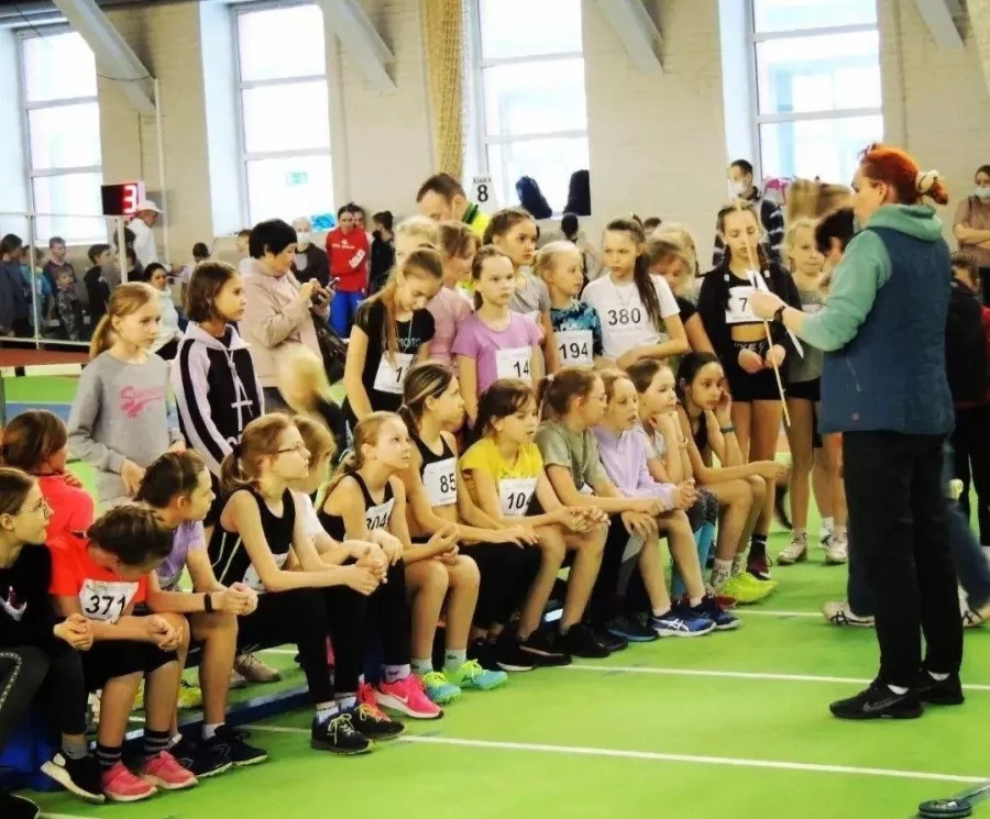 Спортивный комплекс им. Яламова в Екатеринбурге: Бег, Развитие,