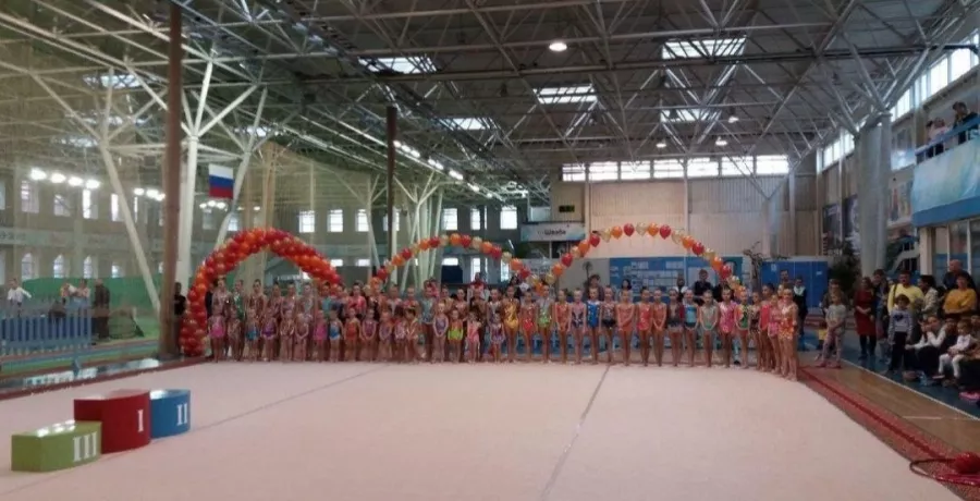 Спортивный комплекс им. Яламова в Екатеринбурге: Бег, Развитие,