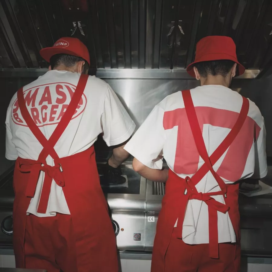 Ресторан Twins Smashburgers в Ереване: Стритфуд, Бургеры, Вкусно поесть, Быстро перекусить, На каждый день, Для веганов,