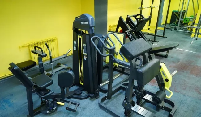 Фитнес клуб " IRON GYM"