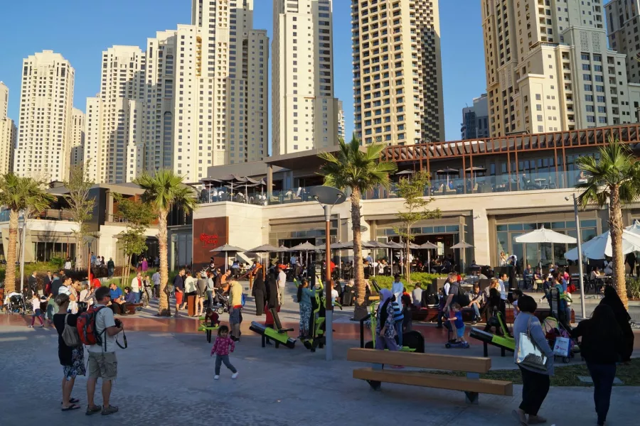 Пляж Меркато (Mercato Beach) в Дубаи: Пляж, Бесплатный Пляж, Малолюдный Пляж, Пляжные Кафе, Пляж для Семьи, Тихий Пляж, Песчаный Пляж, Вдали от Отелей, Рыбалка,