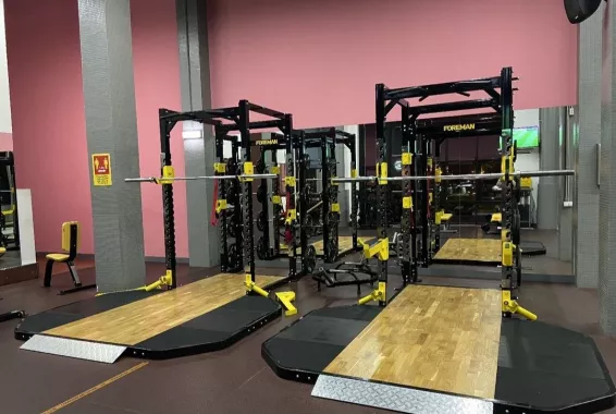 Фитнес клуб "Port Fitness"