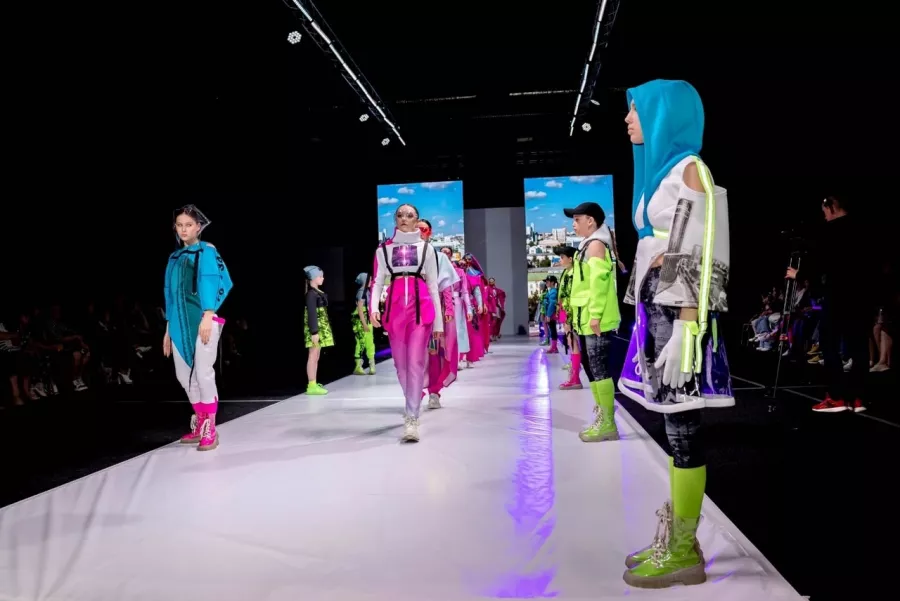 Модельное агентство Maxi Models на Ленина в Екатеринбурге: Модельное агентство, Фото, Фотограф, Фотосъемка, Фотосессия, Я красивая, Ямодель, Кастинг для моделей, Стать моделью, МодельноеагентствоЕкатеринбург,