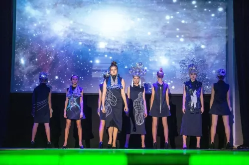 Модельное агентство Maxi Models на Челюскинцев в Екатеринбурге