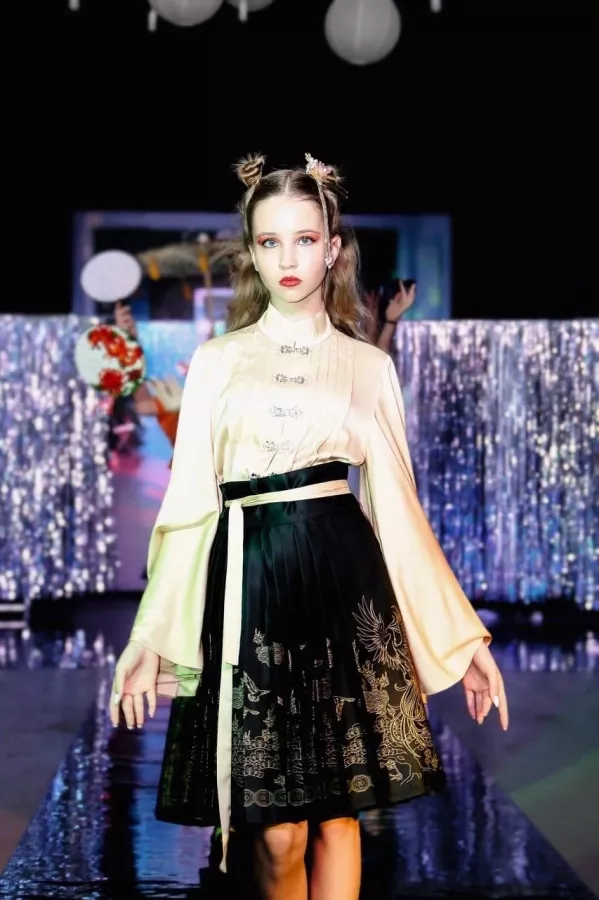 Модельное агентство Maxi Models на Челюскинцев в Екатеринбурге: Модельное агентство, Фото, Фотограф, Фотосъемка, Фотосессия, Я красивая, Ямодель, Кастинг для моделей, Стать моделью, МодельноеагентствоЕкатеринбург,