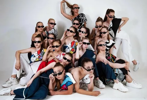 Модельное агентство Maxi Models на Старых Большевиков в Екатеринбурге