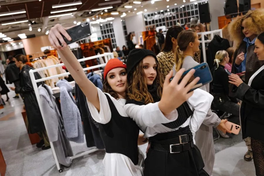 Модельное агентство Maxi Models на Амундсена в Екатеринбурге: Модельное агентство, Фото, Фотограф, Фотосъемка, Фотосессия, Я красивая, Ямодель, Кастинг для моделей, Стать моделью, МодельноеагентствоЕкатеринбург,