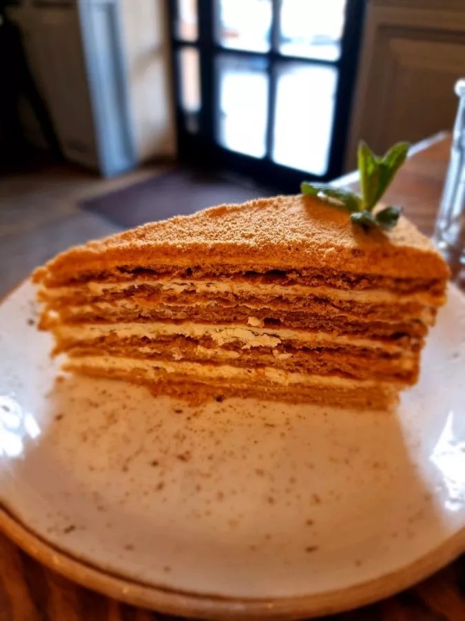 Кафе Costa в Ереване: Европейская кухня, Десерты, Завтраки, Алкоголь, Для особых случаев, Для свиданий, Веранда,