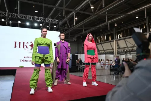 Модельное агентство Maxi Models на Вильгельме де Геннина в Екатеринбурге