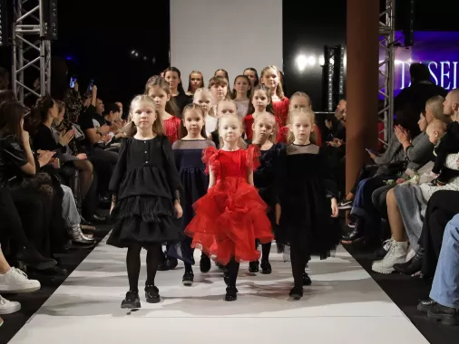Модельное агентство "Pelevina Models" на Романа Ка​шина