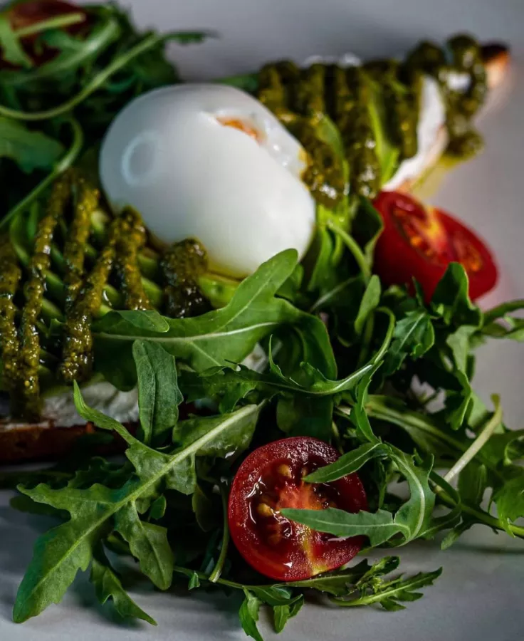 Ресторан Luna в Ереване: Ресторан, Европейская кухня, Морепродукты, Стейки, Десерты, Веранда, На крыше, Кальян, Для особых случаев, Отдохнуть вечером, Для свиданий,