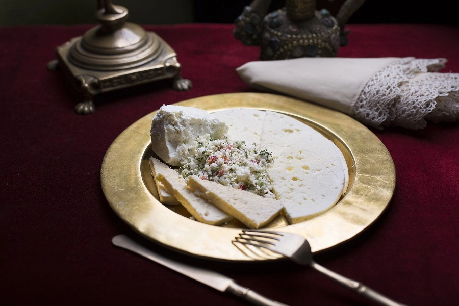 Ресторан Туманян Хинкали в Ереване: Армянская кухня, Грузинская кухня, Русская кухня, Шашлык, Кофе, Десерты, Доставка, Веранда, Встретиться с друзьями, На каждый день,