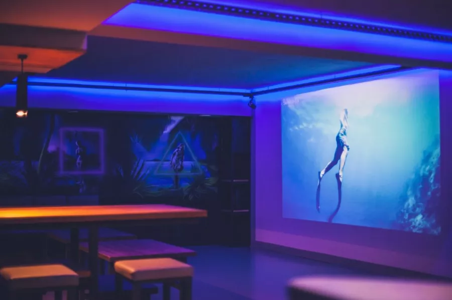 Баня Sauna Club в Екатеринбурге: Легкий пар, Сауна, Финская парная, Русская парная, Хаммам, Бассейн, Комната отдыха, Танцпол, Караоке,