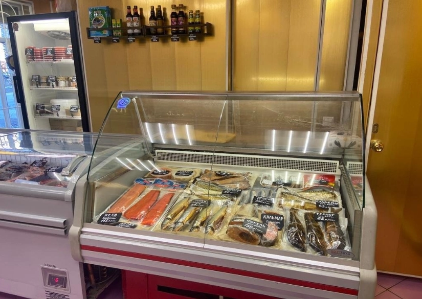 Магазин морепродуктов Дары моря в Екатеринбурге: Покушать, Морепродукты, Рыба, Банные закуски, Продуктовый, Икорный магазин, Рыбный магазин, Фишмаркет,