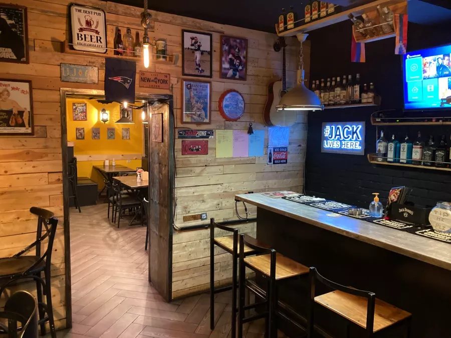 Кафе Evn Diner в Ереване: Мексиканская кухня, Бургеры, Алкоголь, Доставка, Быстро перекусить, На каждый день, Отдохнуть вечером, Встретиться с друзьями,