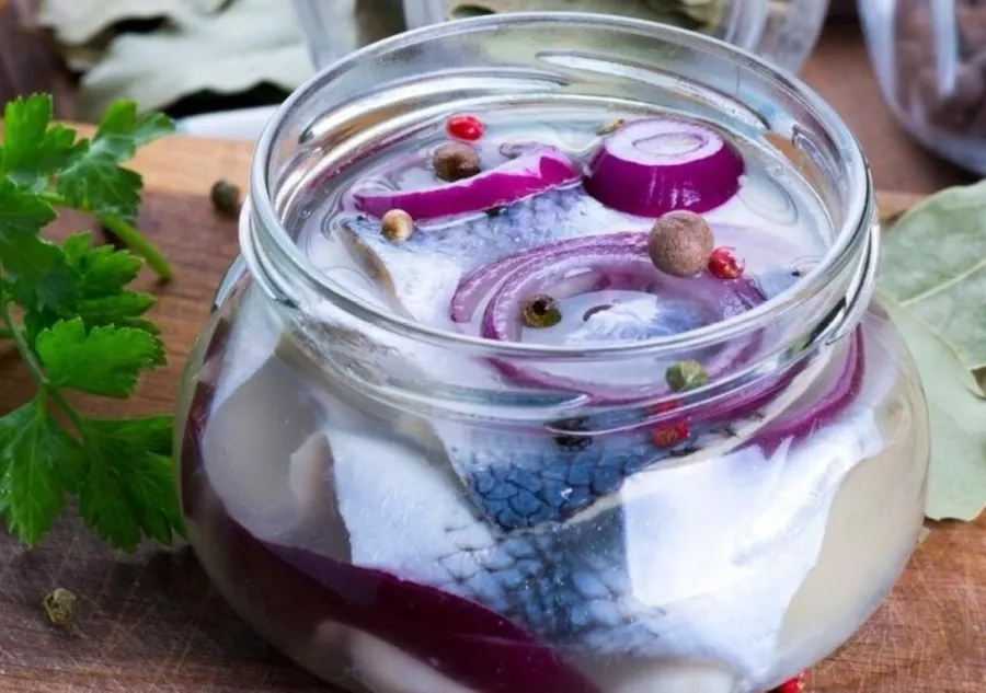 Магазин Первый рыбный на Викулова в Екатеринбурге: Морепродукты, Покушать, Рыба, Продуктовый, Икорный магазин, Фишмаркет, Банные закуски,