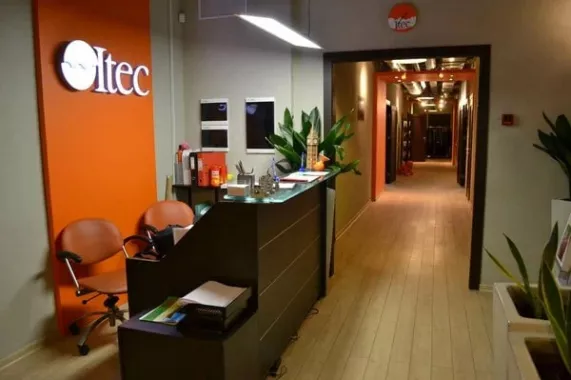 Школа иностранных языков "Itec" на Тверской