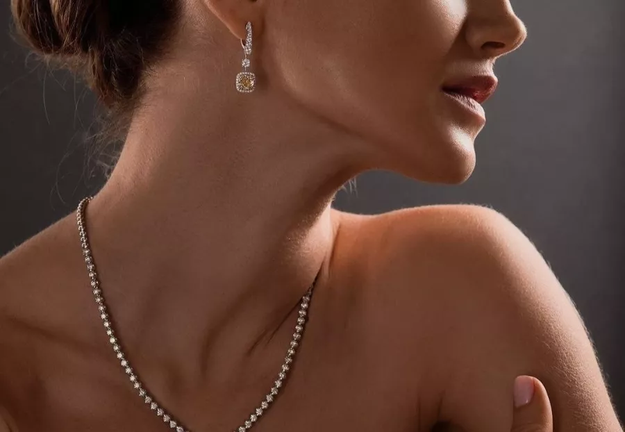 Сеть ювелирных салонов MIUZ Diamonds в Сочи: Бракосочетание , Для влюбленных, Обручальные кольца , Помолвочное кольцо 💍 , Ювелирные изделия , Ювелирные украшения ,
