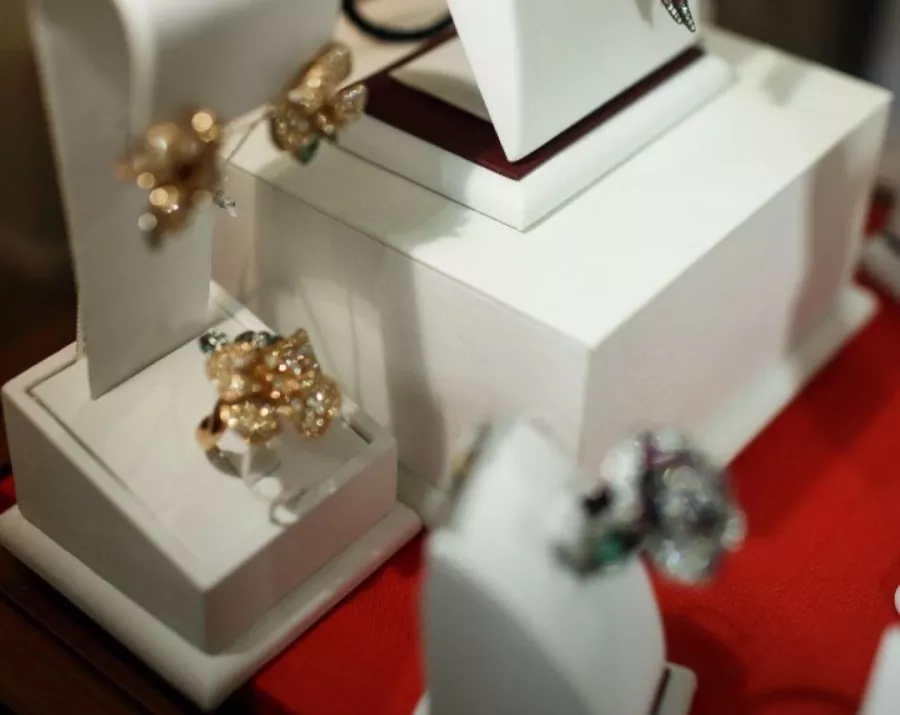 Сеть ювелирных салонов MIUZ Diamonds в Сочи: Бракосочетание , Для влюбленных, Обручальные кольца , Помолвочное кольцо 💍 , Ювелирные изделия , Ювелирные украшения ,