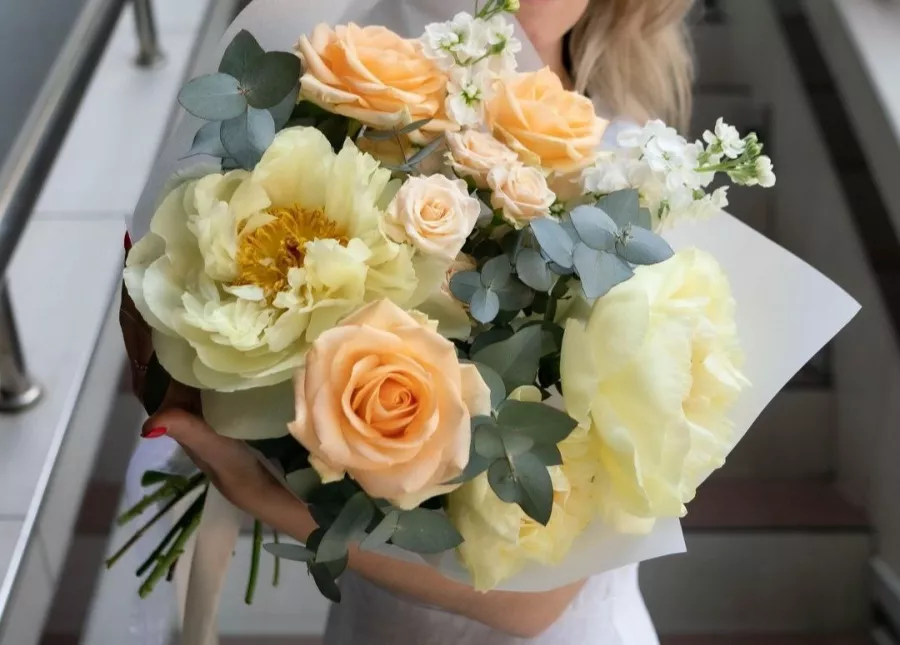 Салон цветов Kitri Flowers в Сочи: Свадьба, Магазин, Жених, Цветы, Свадебный букет , Невеста ,