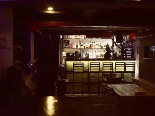Паб Hemingway's  в  Ереване