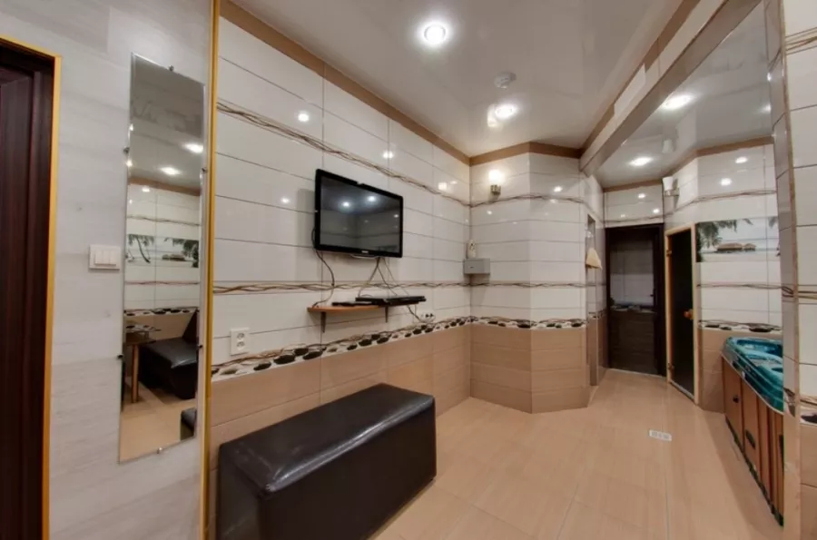 Сауна VIP 23 в Екатеринбурге: Легкий пар, Русская парная, Финская парная, Сауна, Бассейн, Комната отдыха, Хаммам,
