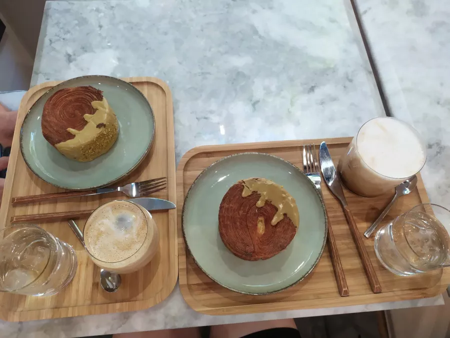 Кофейня CoffeBerry в Ереване: Кофе, Завтраки, Коктейли, Веранда, Порабоать, Быстро перекусить,