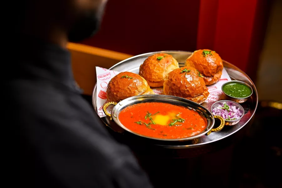 Ресторан Indian Mehak в Ереване: Индийская кухня, Азиатская кухня, Для веганов, Доставка, Веранда, На каждый день, Встретиться с друзьями,