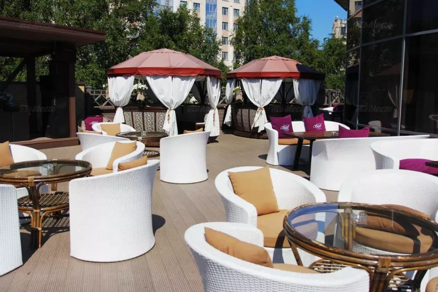 Ресторан Ambermoon Restaurant Bali в Бали: Ресторан, Бизнес-лач, Банкетный зал, Dinner, Restaurant, Food,