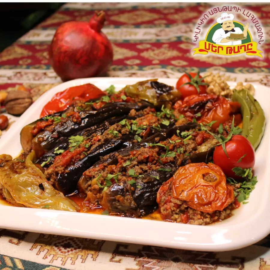 Ресторан Mer Taghe в Ереване: Армянская кухня, Веранда, Доставка, На каждый день, Шашлык,