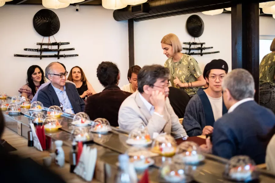Ресторан Tokyooo в Ереване: Ресторан, Азиатская кухня, Доставка, Попробовать новое, Для свиданий, На каждый день,